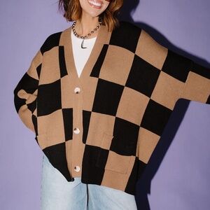 Dressed in Lala | Love You Oversize Cardigan - Black and Latte L/XL